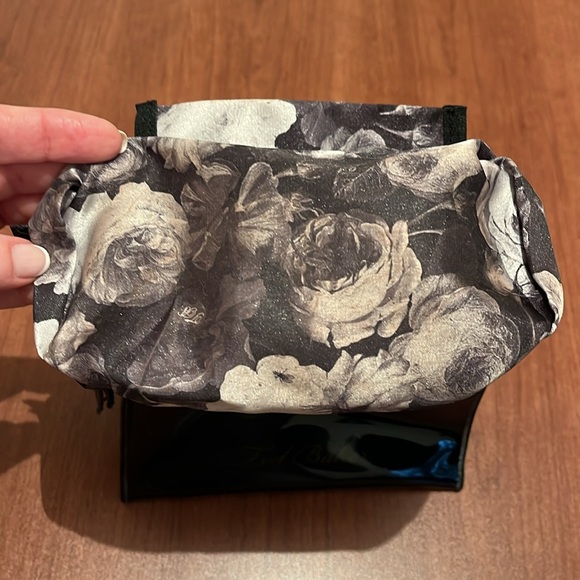 Vintage Ted Baker Black Cosmetic Bag with Bow - Picture 8 of 10